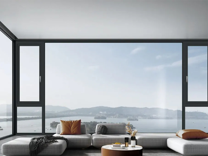 Casement windows emerge as the mainstream choice for high-end residences
